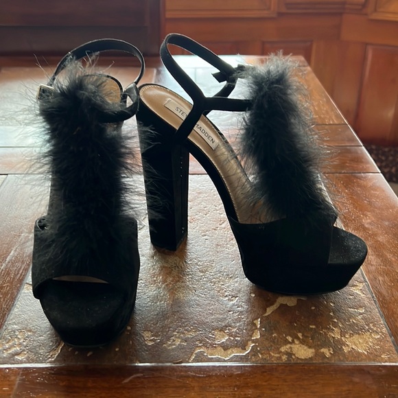 Steve Madden Suede & Fur High Heels - Picture 1 of 14